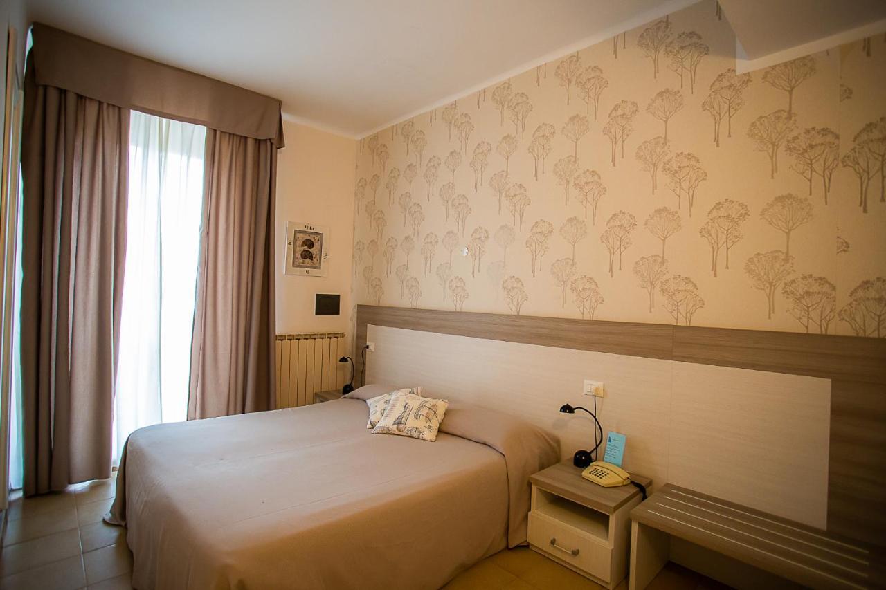 Hotel Nuovo Al Mare Alassio Extérieur photo