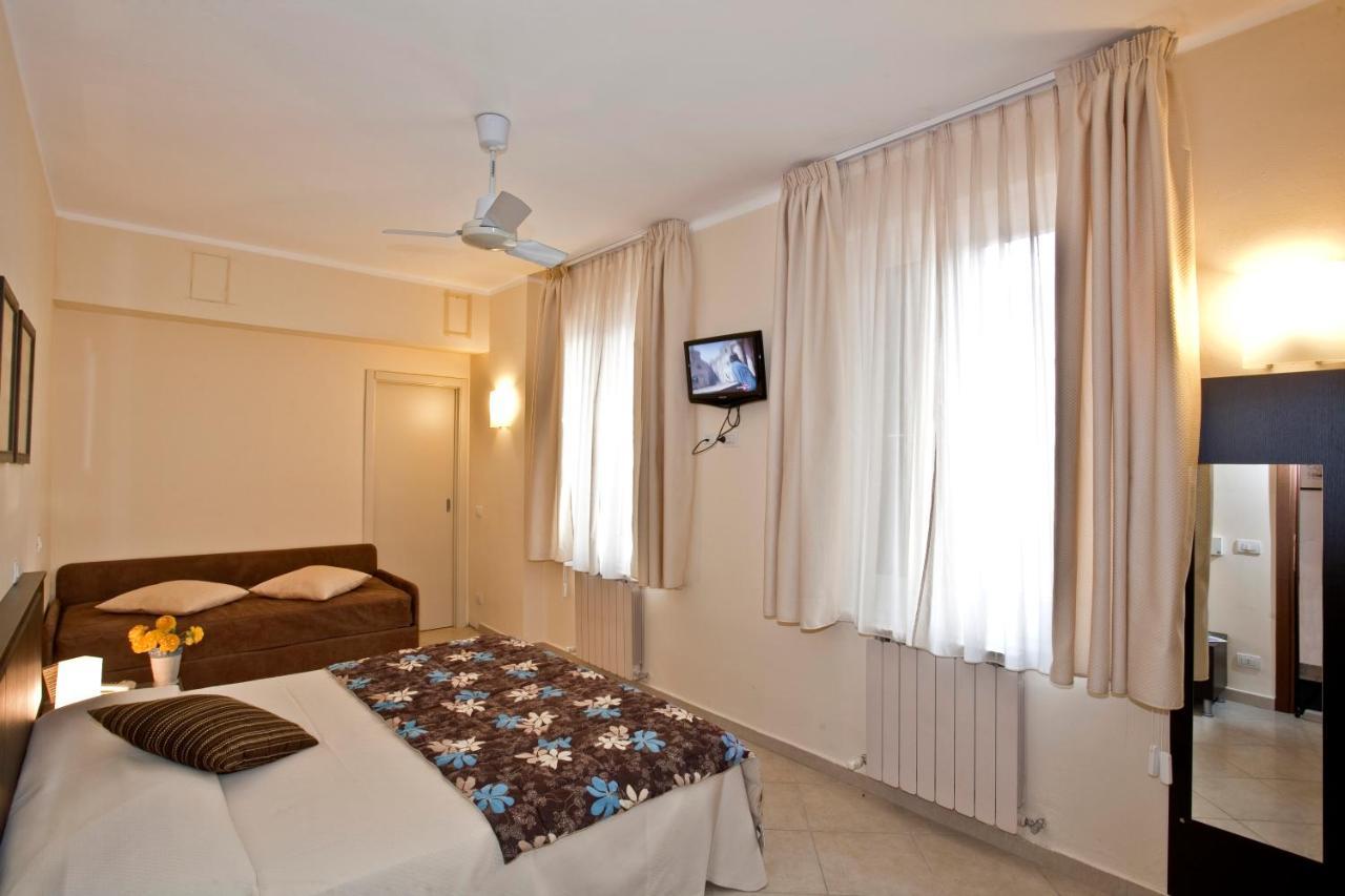 Hotel Nuovo Al Mare Alassio Extérieur photo