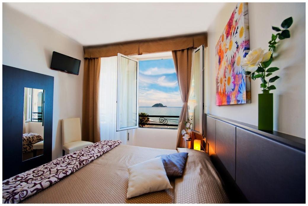 Hotel Nuovo Al Mare Alassio Extérieur photo